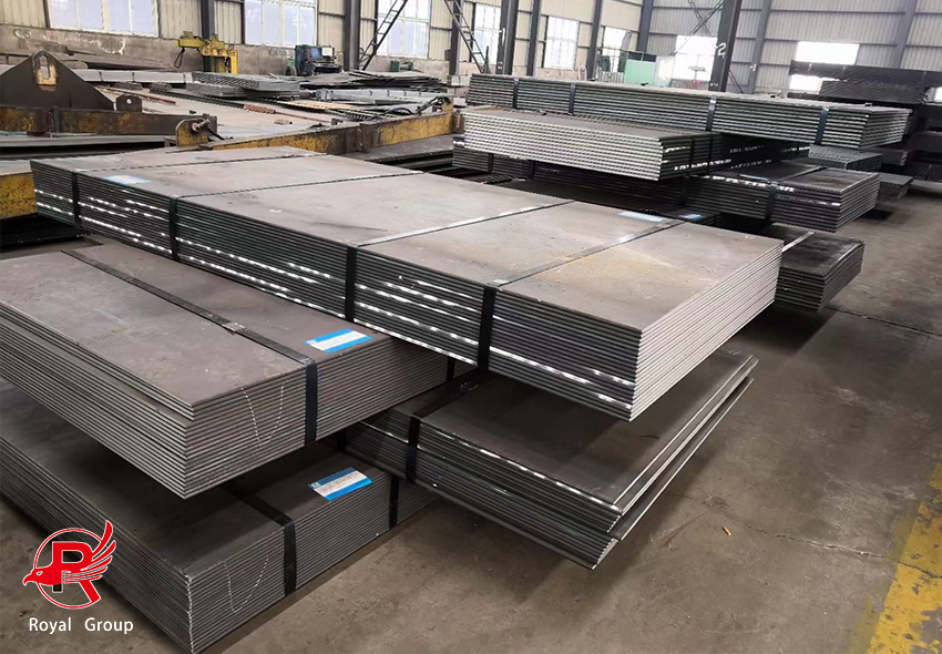 Royal Steel Group Premier Produttore di Lamine è Lastre d'Acciaio di Alta Qualità