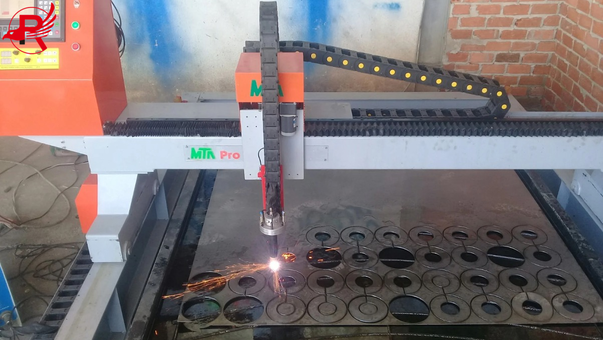 Deteksi-pelat-gusset-royalsteelgroup
