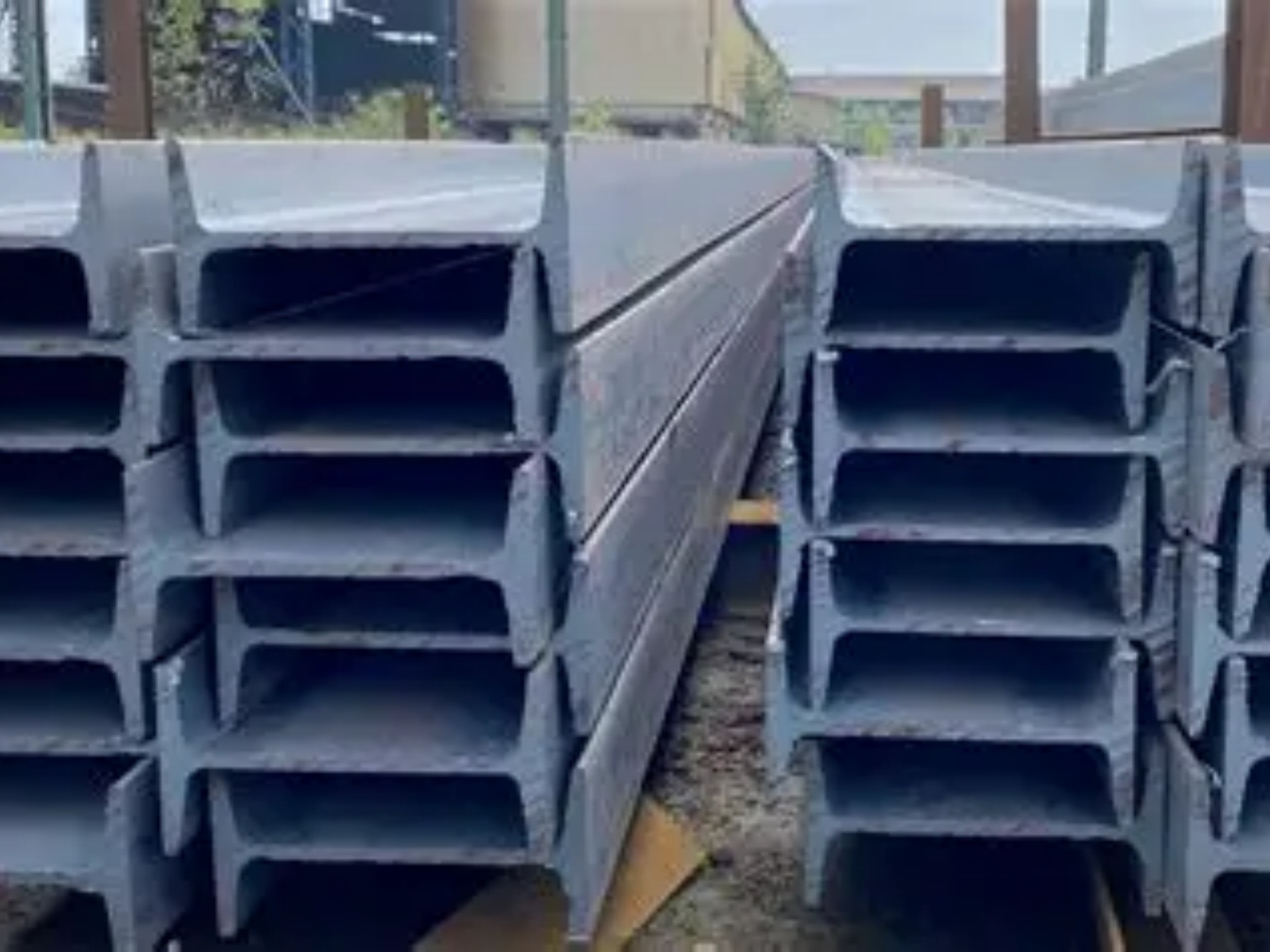 CARBON STEEL I BEAM ROYAL GROUP (1)