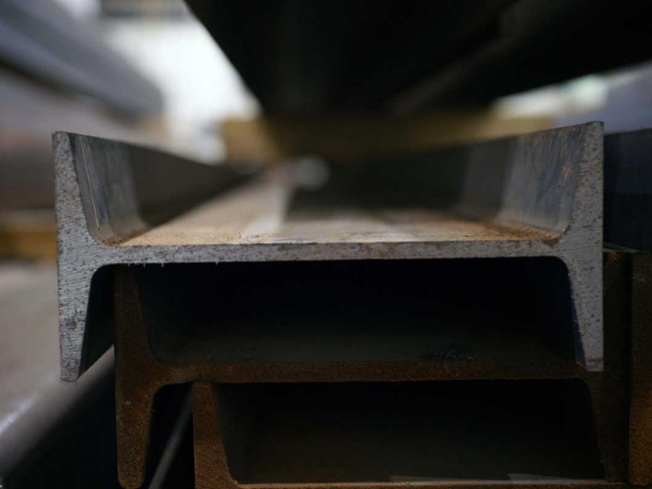 CARBON STEEL I BEAM ROYAL GROUP (2)