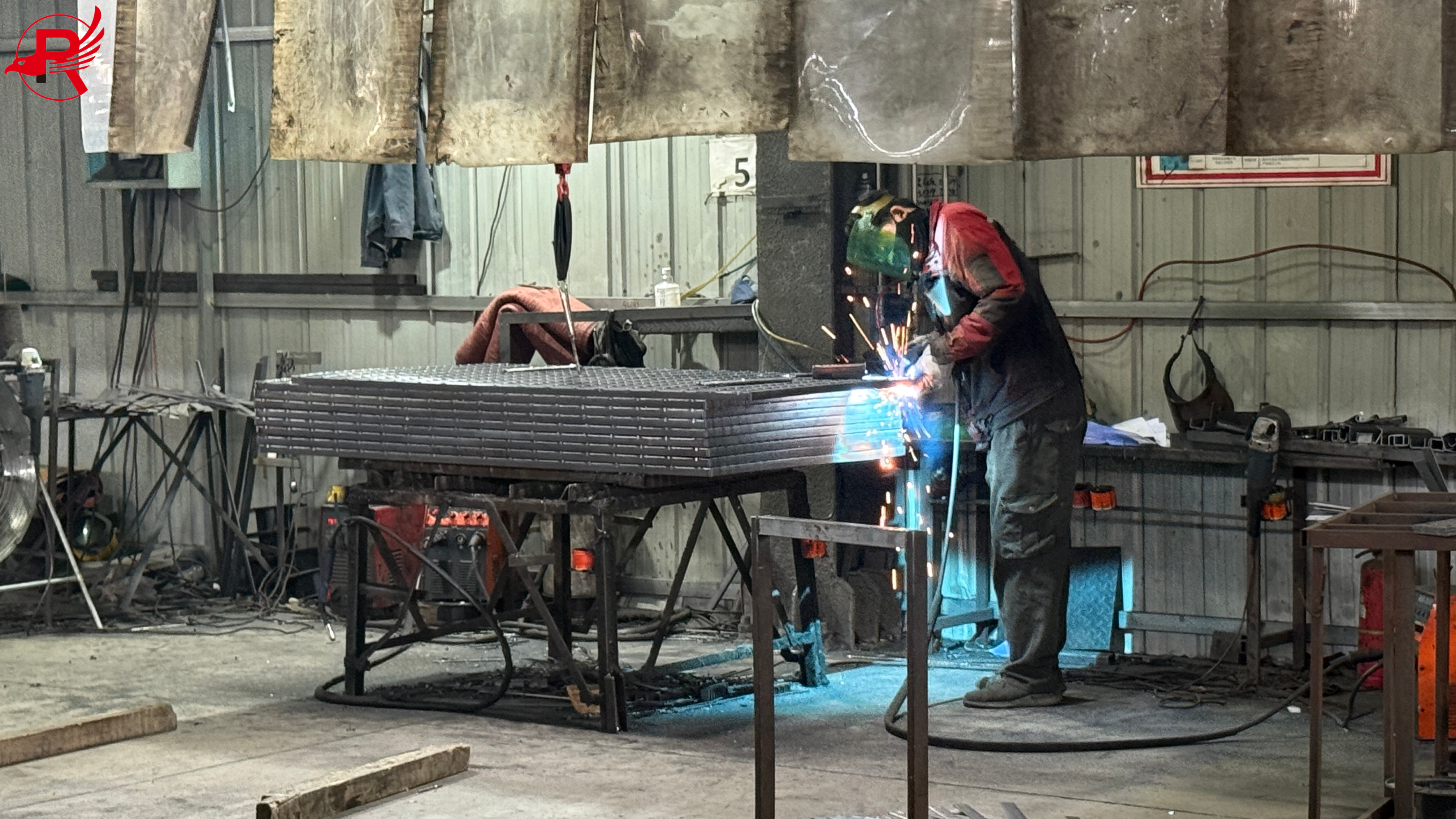 custom cutting banding welding and surface treatment (1)