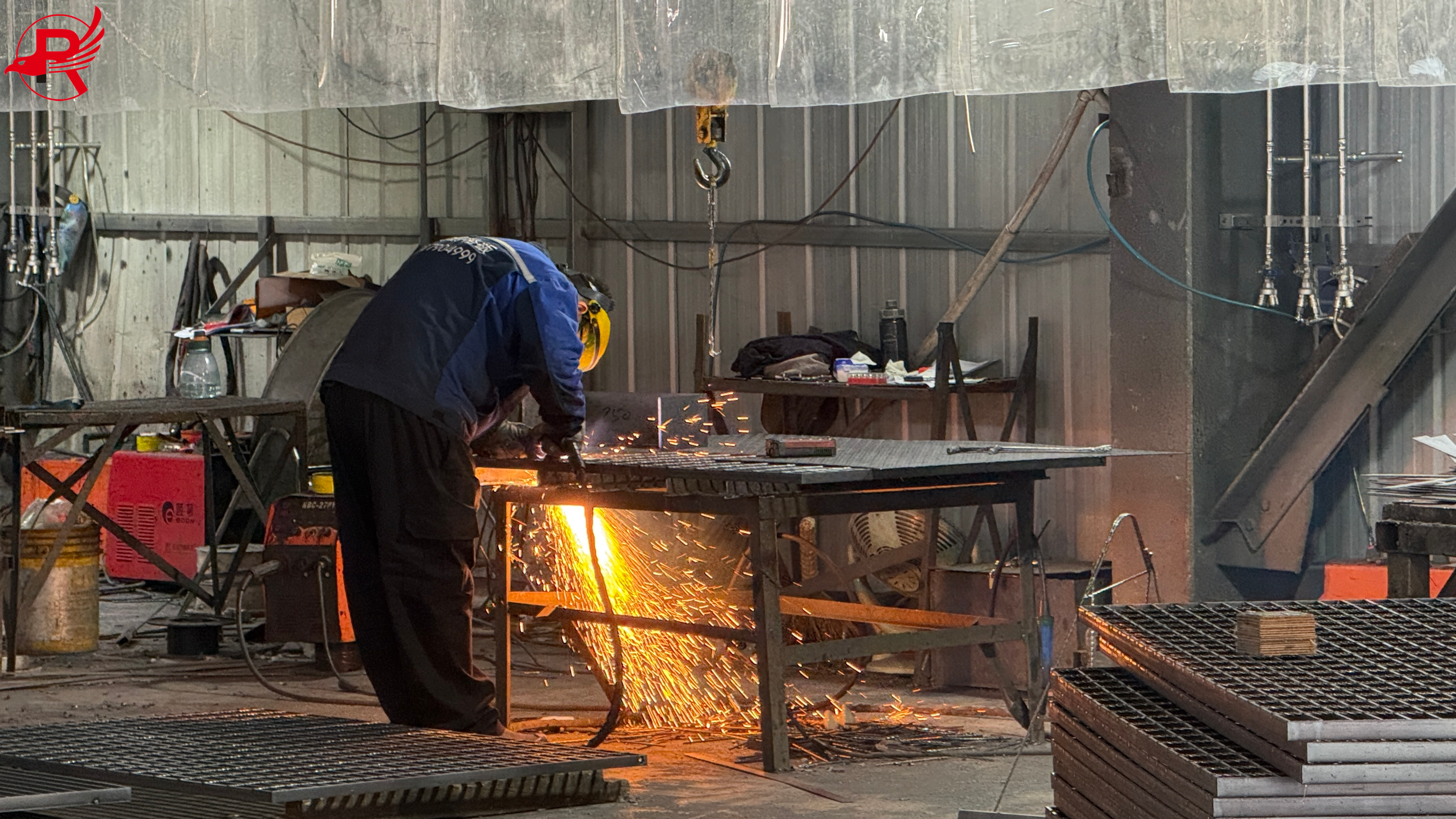 custom cutting banding welding and surface treatment (4)