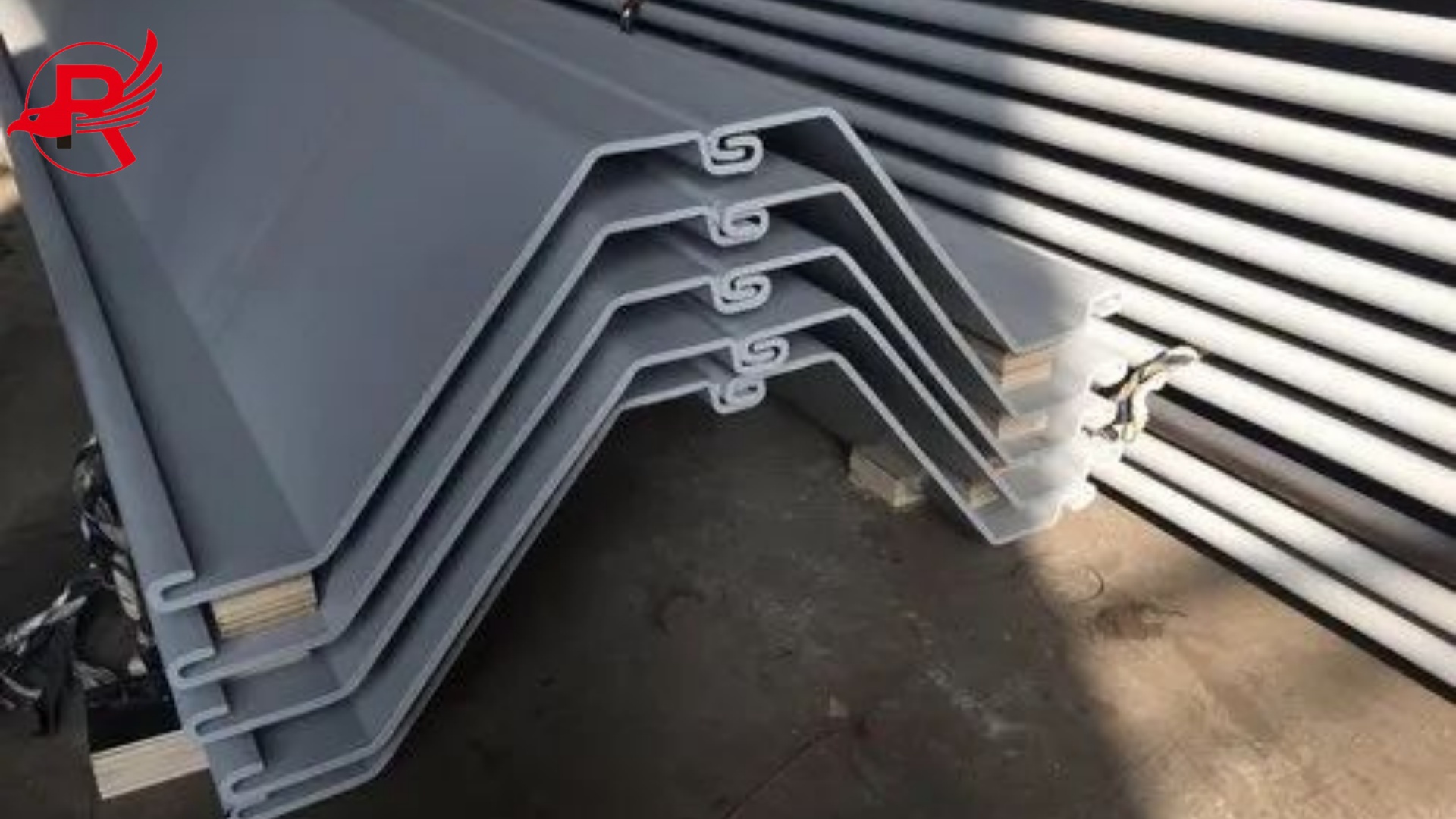 z-type-steel-sheet-pile-royal-group-2